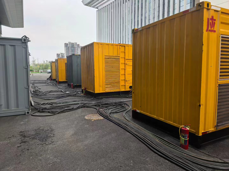 锦州不同季节柴油发电机组保养有哪些注意事项？